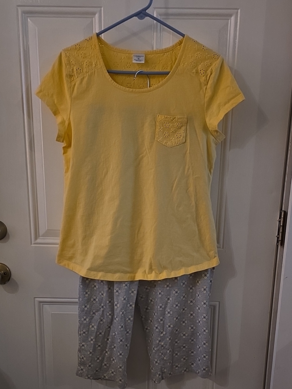 croft & barrow Yellow Short-Sleeve Pajama Top with Gray Floral Capri Pants